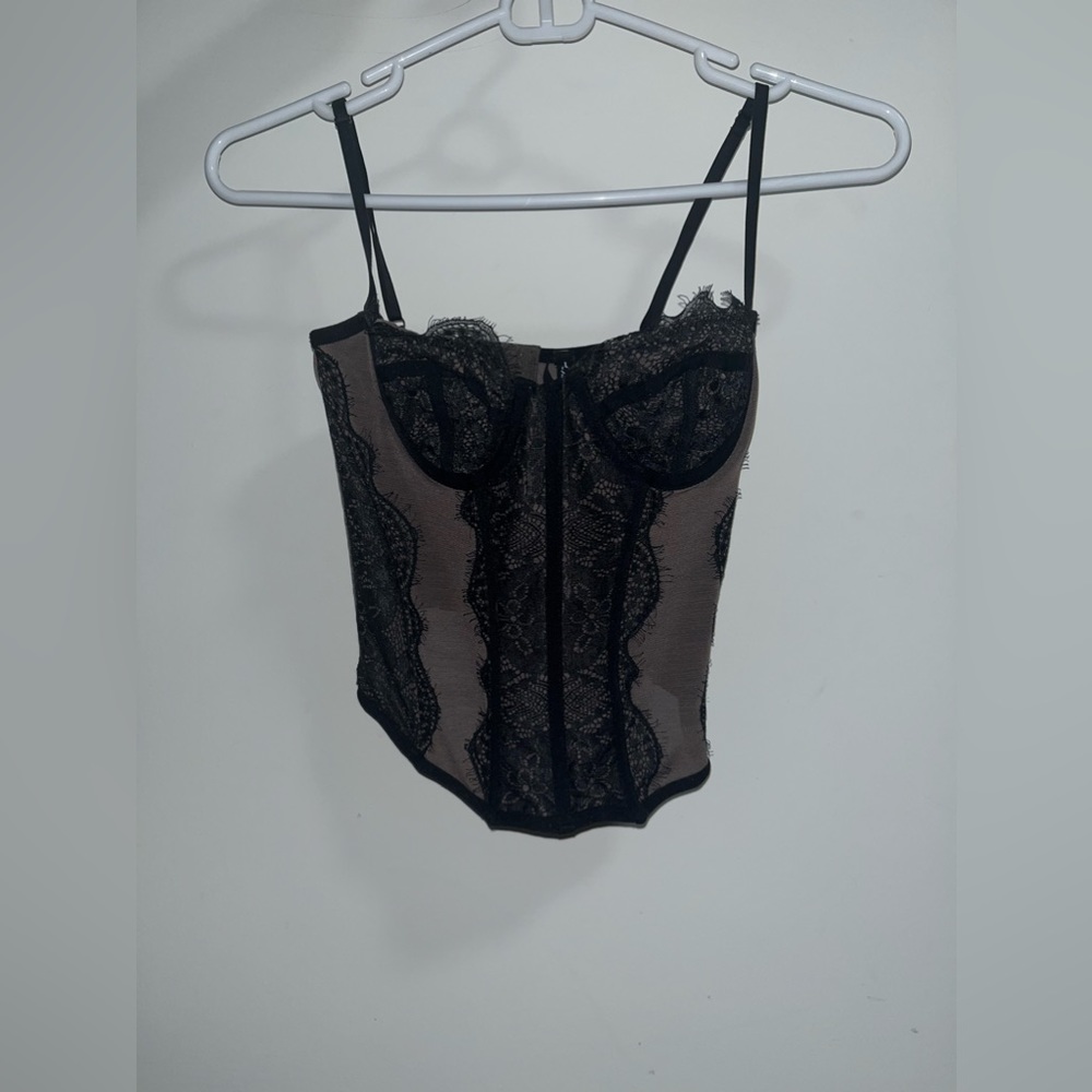 Black front lace corset